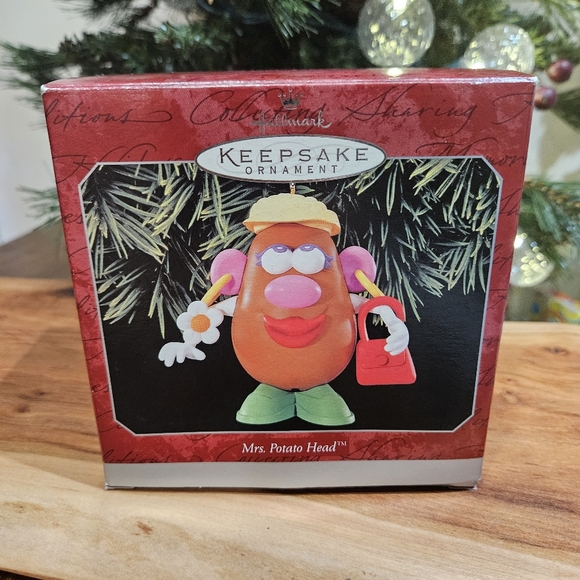 1998 Hallmark Keepsake Mrs. Potato Head ornament new in box - Picture 3 of 11